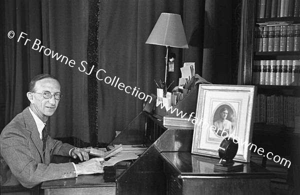 KILLEEN CASTLE   LORD FINGALL AT DESK